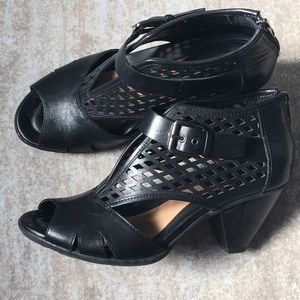 Earth brand Peep Toe Booties - Black